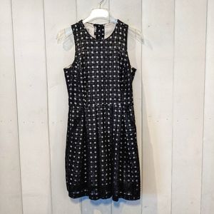 Hunter Bell Black and White Mini Cocktail Dress with Pockets, Size 4